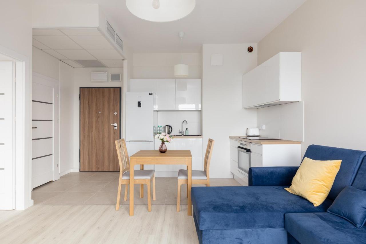 Wola Chic Blue Apartment 华沙 外观 照片